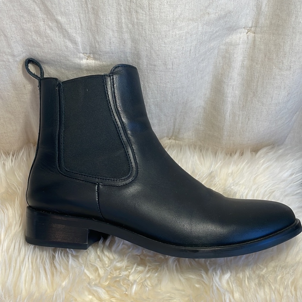 THURSDAY Chelsea Dutchess Boots | Black | Womens 9